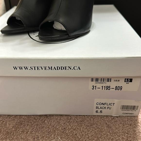 STEVE MADDEN BLACK OPEN TOE BOOTS - Picture 5 of 5